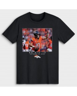 Bo Nix Denver Broncos NFL Flash Features Week 7 T-Shirt – Schwarz
