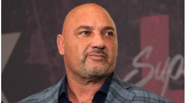 Jay Glazer eröffnet sich über "stolze" Beziehung mit Aldon Smith nach dem Tod