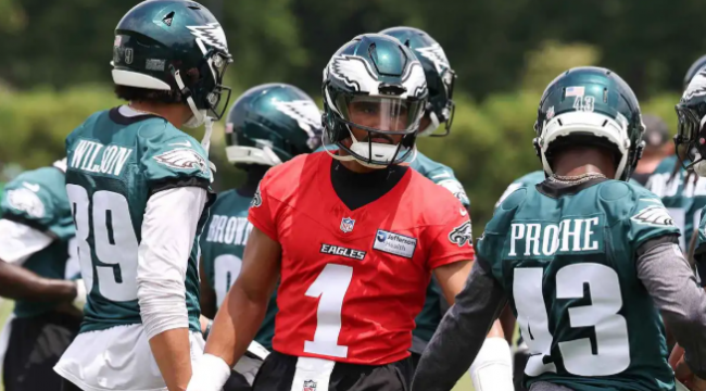 Jalen Hurts schließt Vertragsverlängerungsfrage vollständig ab
