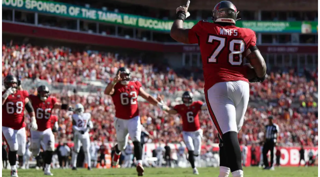 4 Schritte, die die Buccaneers machen müssen, um den Gehaltsgrenzraum in der 2026 NFL-Offseason zu lösen