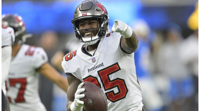 NFL Insider optimistisch über die Verteidigung der Steelers nach der Unterzeichnung von Jamel Dean