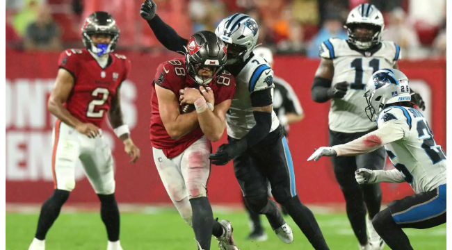 Die 2 besten Spieler, die Patriots während der 2026 NFL-Freiagentur zielen müssen