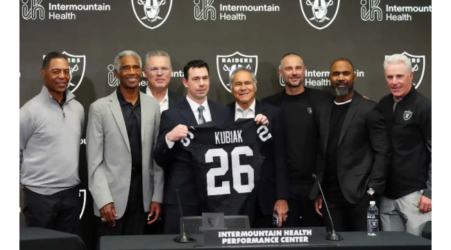 Klint Kubiak: Seahawks-Assistent wird neuer OC für Raiders