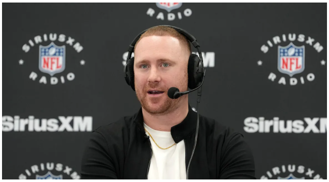 Bills' Joe Brady fällt 'dynamische' Wahrheitsbombe auf DJ Moore hinzufügen