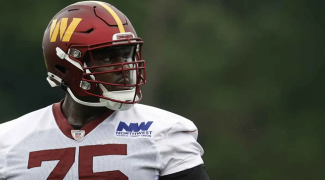 Kommandanten unterschreiben Startwache auf 1-Jahres-Vertrag