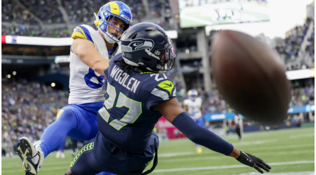 Riq Woolen erhält die Unterstützung von Richard Sherman