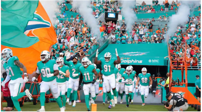 4 Schritte Dolphins müssen machen, um Gehalts-Cap-Platz in der 2026 NFL Offseason nach Tyreek Hill, Bradley Chubb Kürzungen