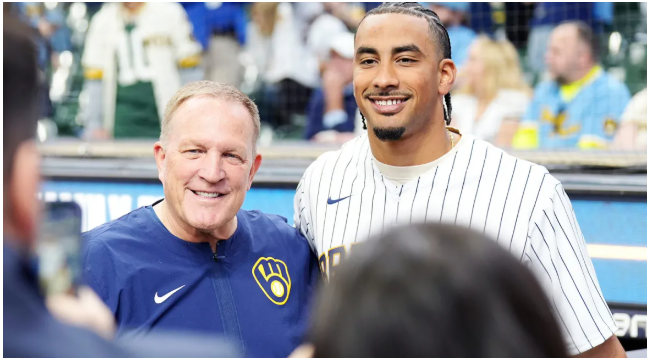 Packers Jordan Love, Frau Ronika Stone bekommen lustiges Angebot von Brewers Pat Murphy