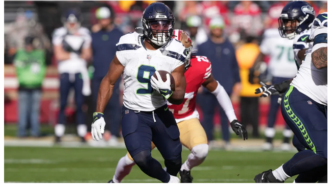 Mike Florio sagt ruhigen Teil laut über Seahawks 'Kenneth Walker III Franchise Tag Situation