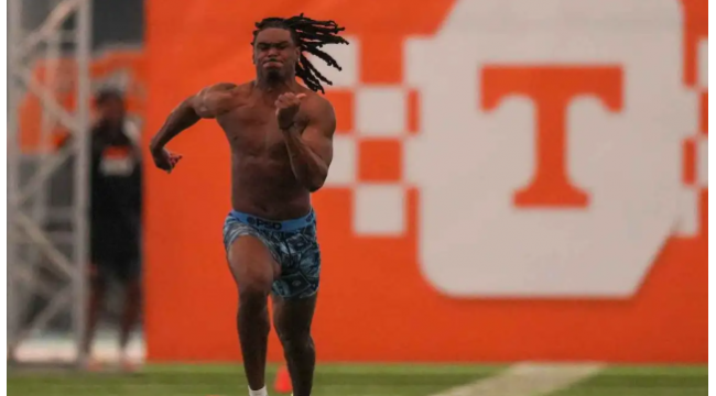 Jermod McCoy erhält Lob von NFL Draft Analyst für Pro Day Show